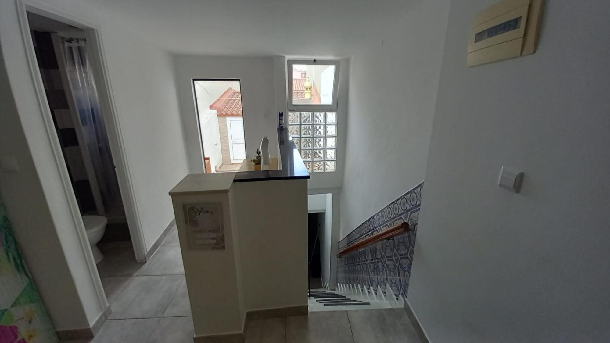 Alvito Guest House - Comfortable Room With Private Bathroom Лиссабон Экстерьер фото